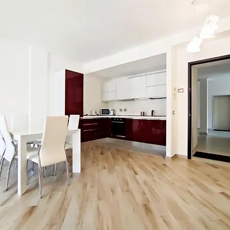 Appartamento Tre Fiori Con 2 Camere Da Letto Διαμέρισμα *